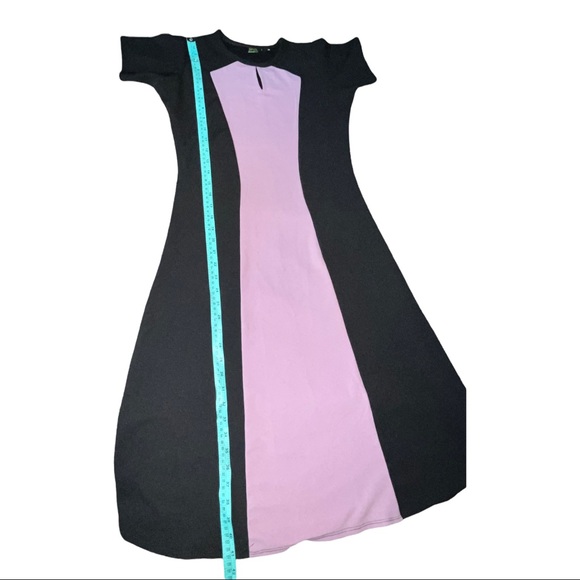 One piece dress❌❌strictly no more offers already at cheapest ptice 🙏🙏 - Picture 2 of 2